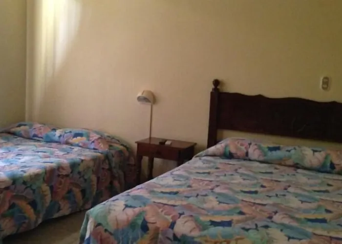 Flor De Itabo Hotel 2*